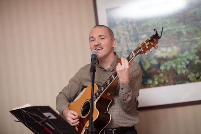 Dave Milliken singing at the wedding of Diana Habicht